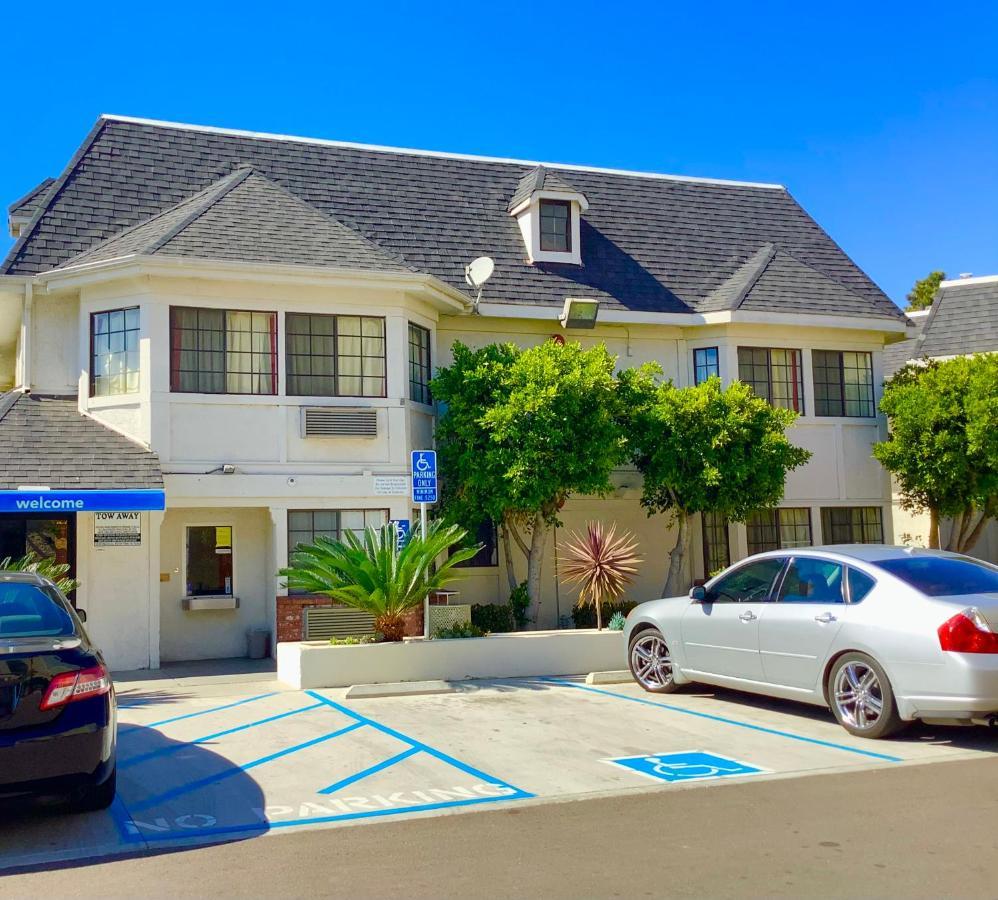 Carlsbad Village Inn Exterior photo